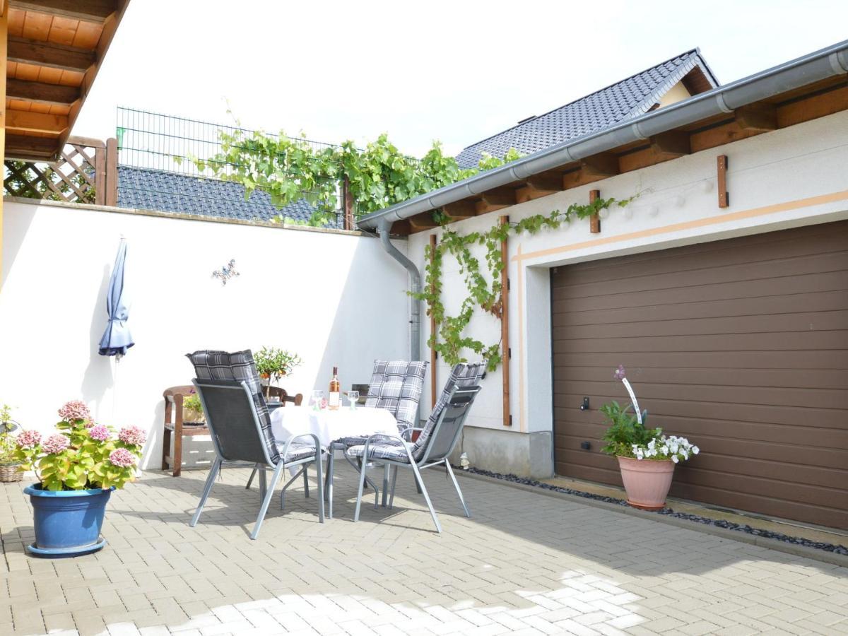 Apartment With Fenced Garden In Faid Eksteriør bilde